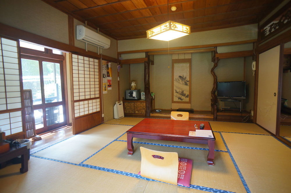 清流とほたるの宿　高尾荘 由布市 エクステリア 写真